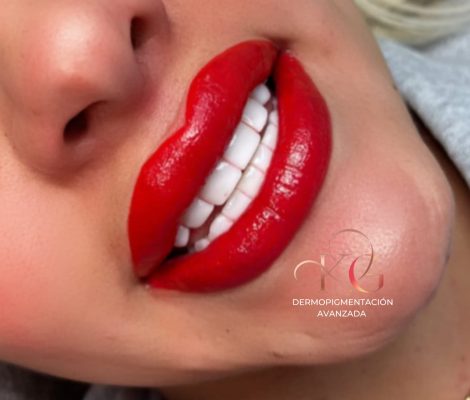 img-liptattoo